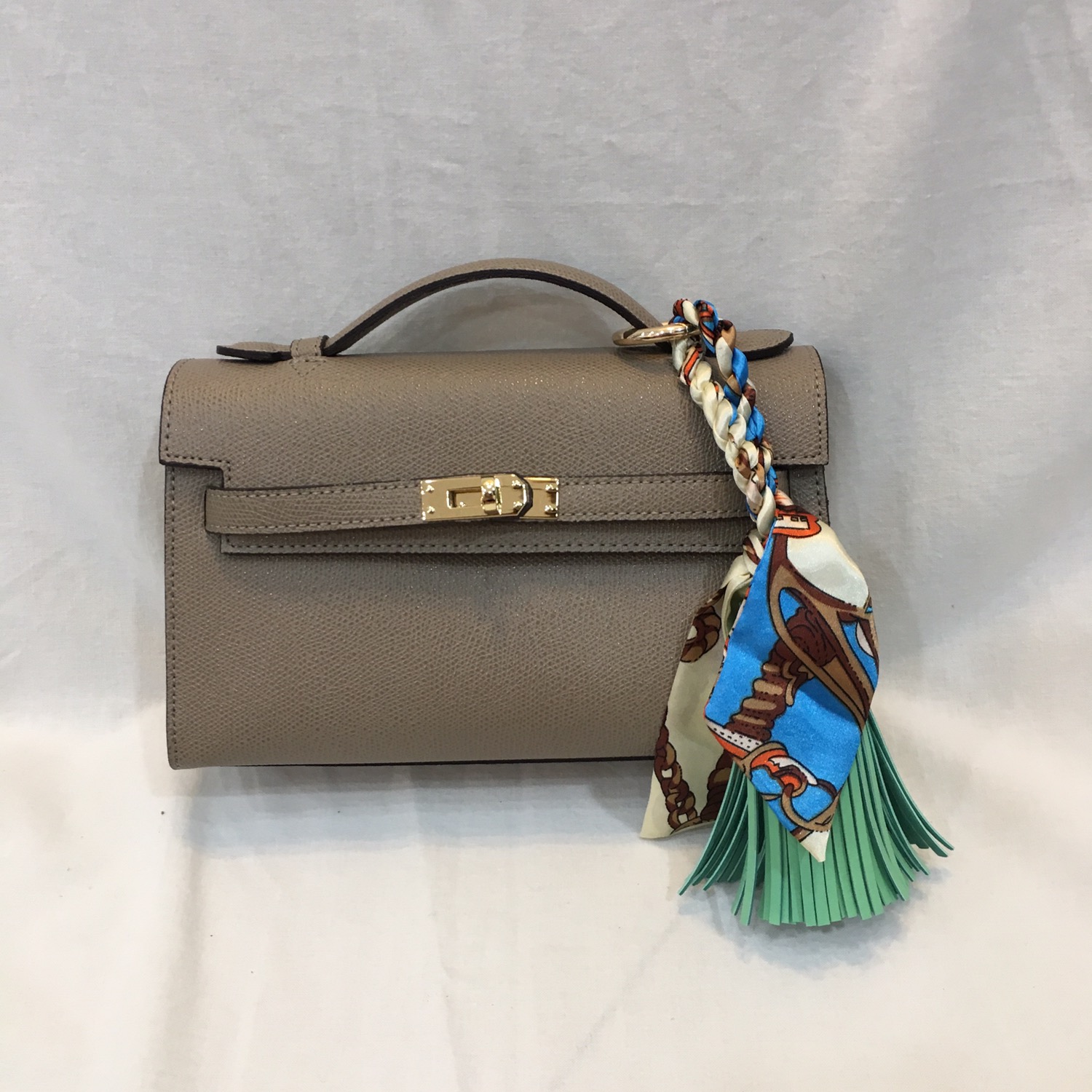 New Erumini Tote Cross Kelly Four seasons Chun Cho