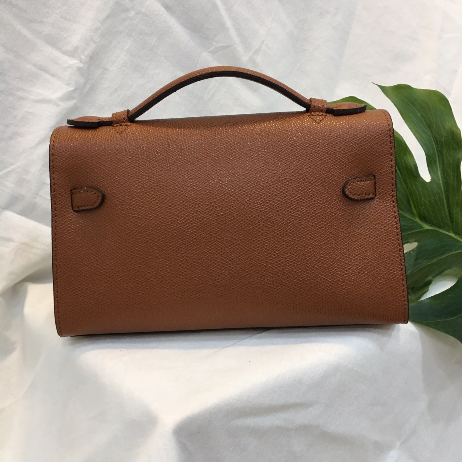 New Erumini Tote Cross Kelly Four seasons Chun Cho