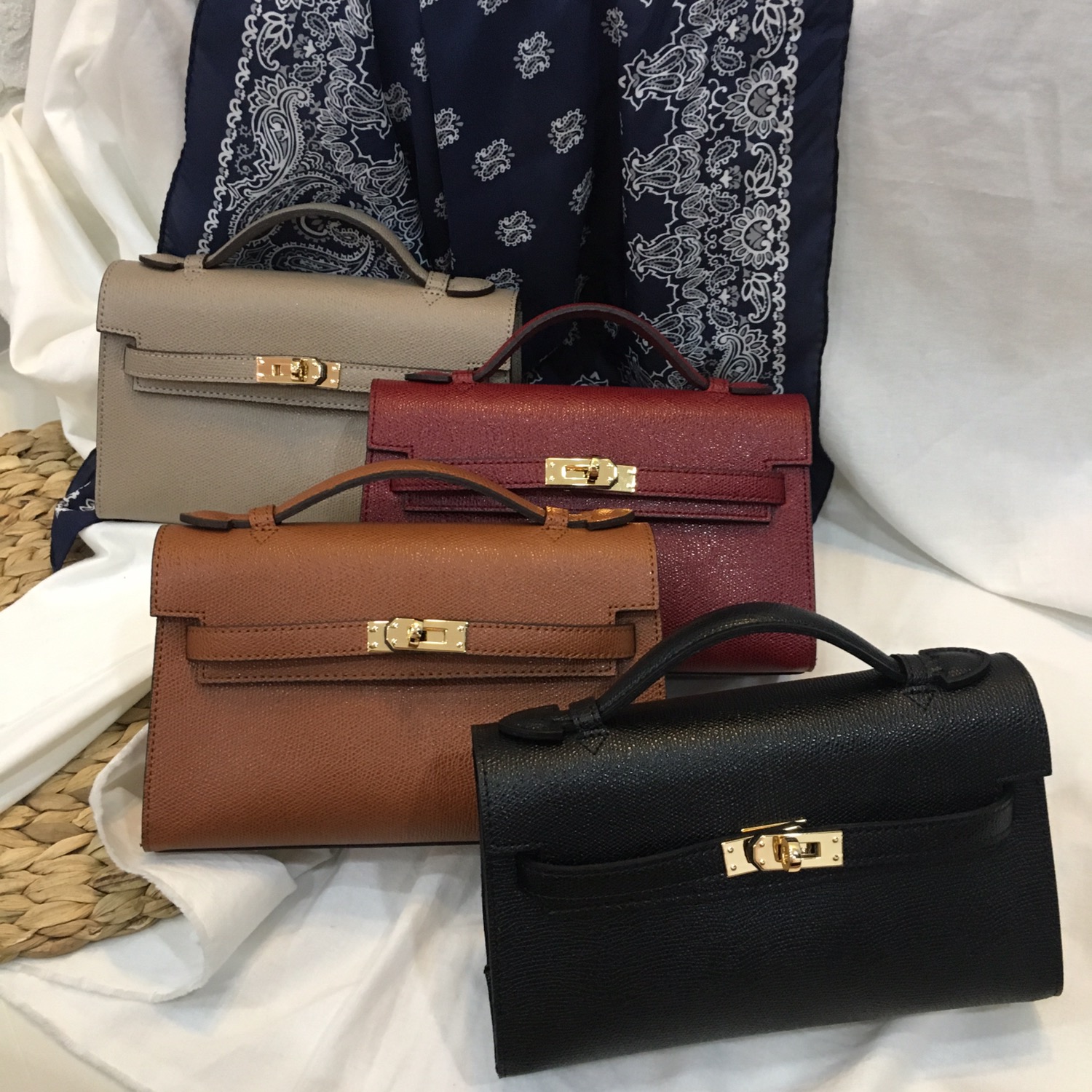 New Erumini Tote Cross Kelly Four seasons Chun Cho