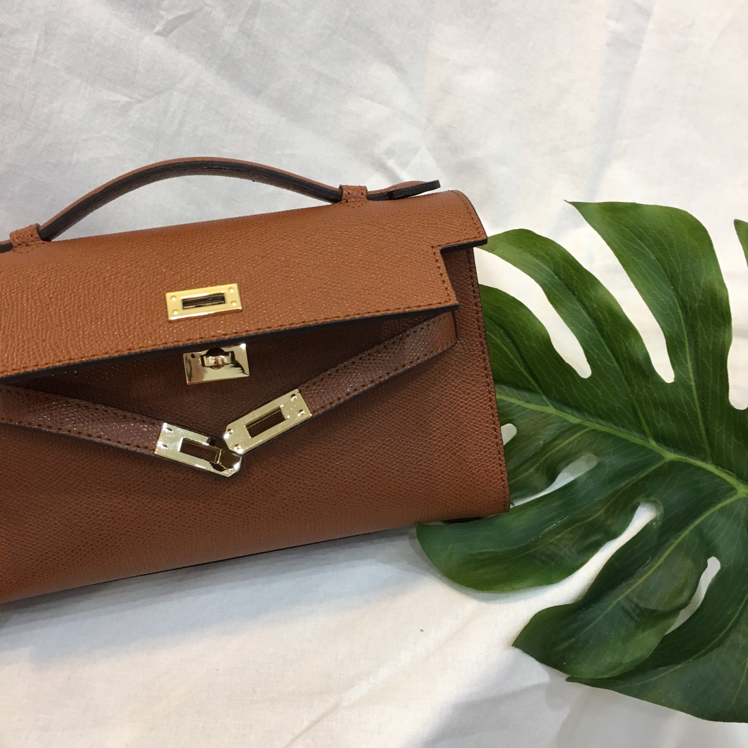 New Erumini Tote Cross Kelly Four seasons Chun Cho