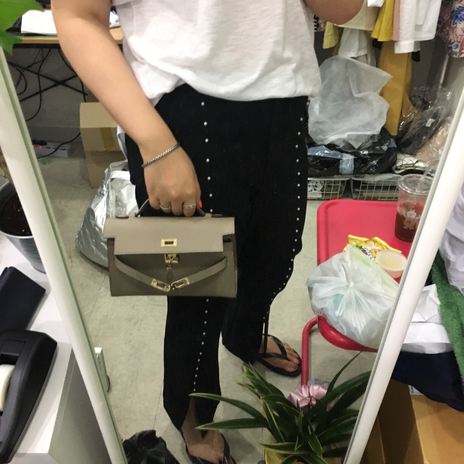 New Erumini Tote Cross Kelly Four seasons Chun Cho