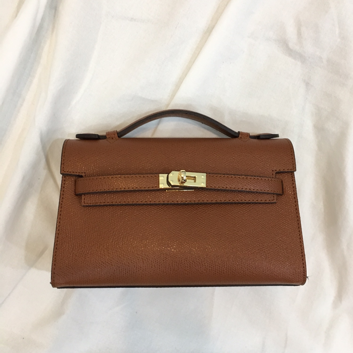 New Erumini Tote Cross Kelly Four seasons Chun Cho