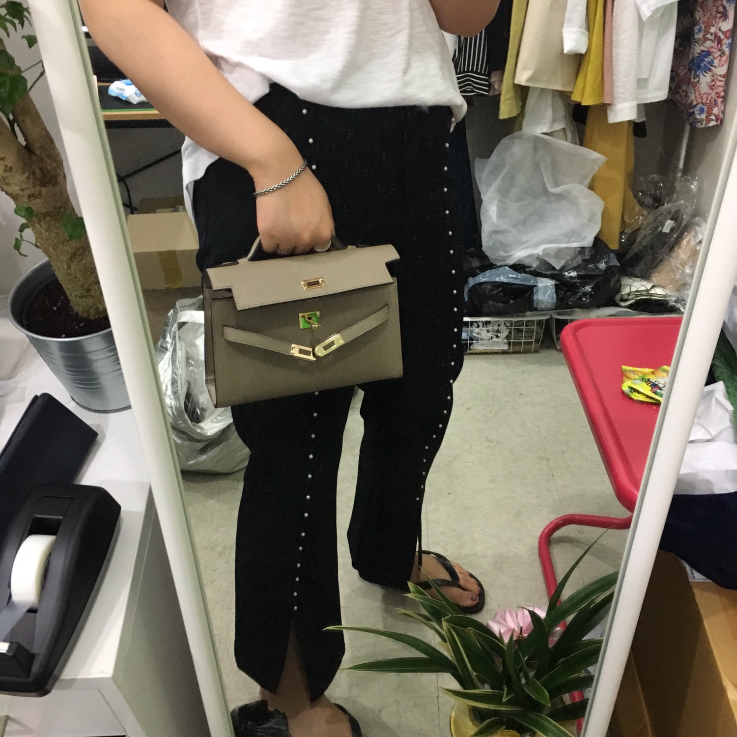 New Erumini Tote Cross Kelly Four seasons Chun Cho