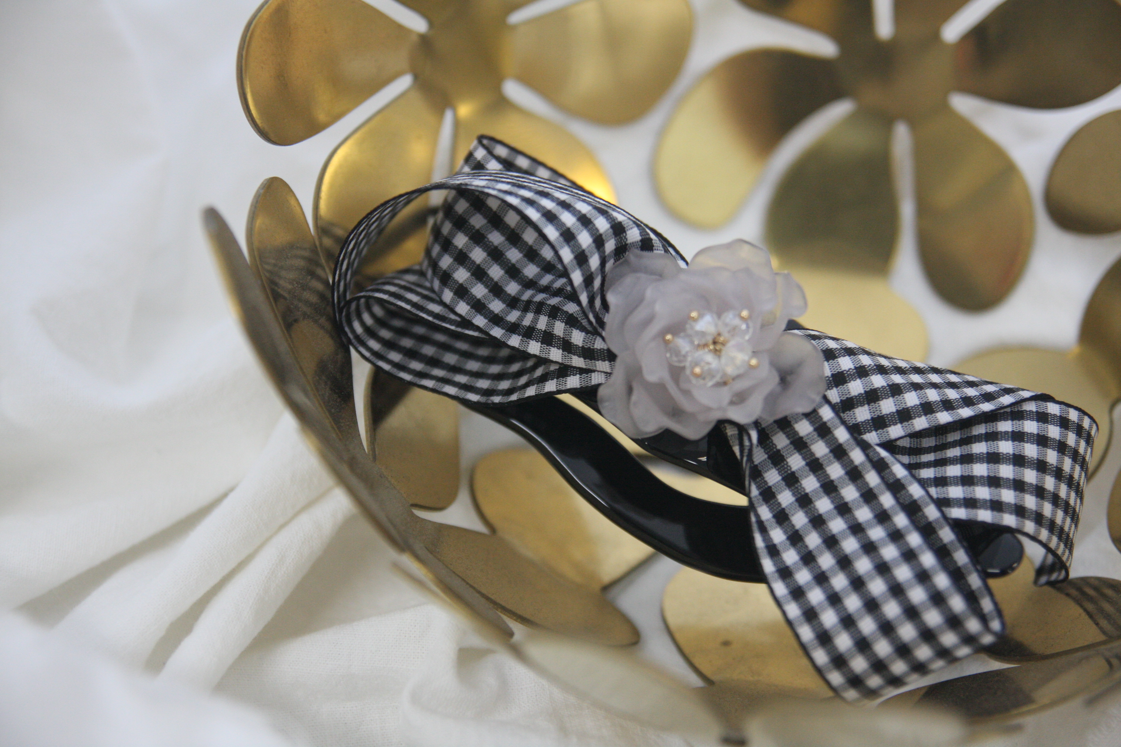 Check Wang Ribbon Head Tong Pin Hair