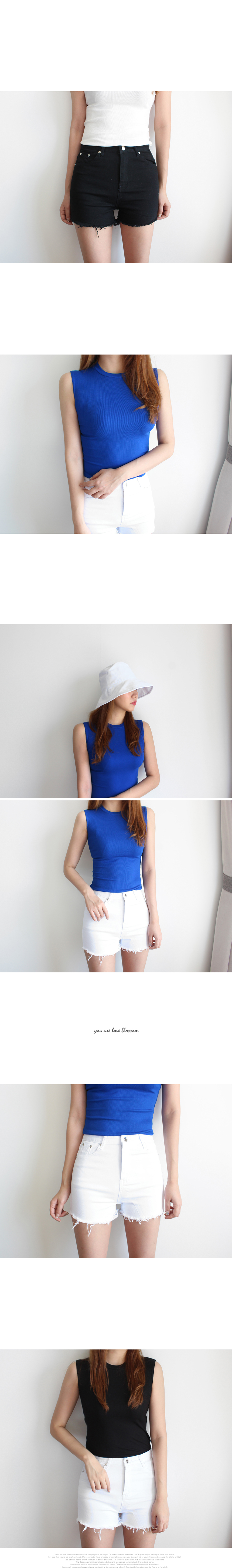 Slim Goliath with a perfect summer coat Spanashi T