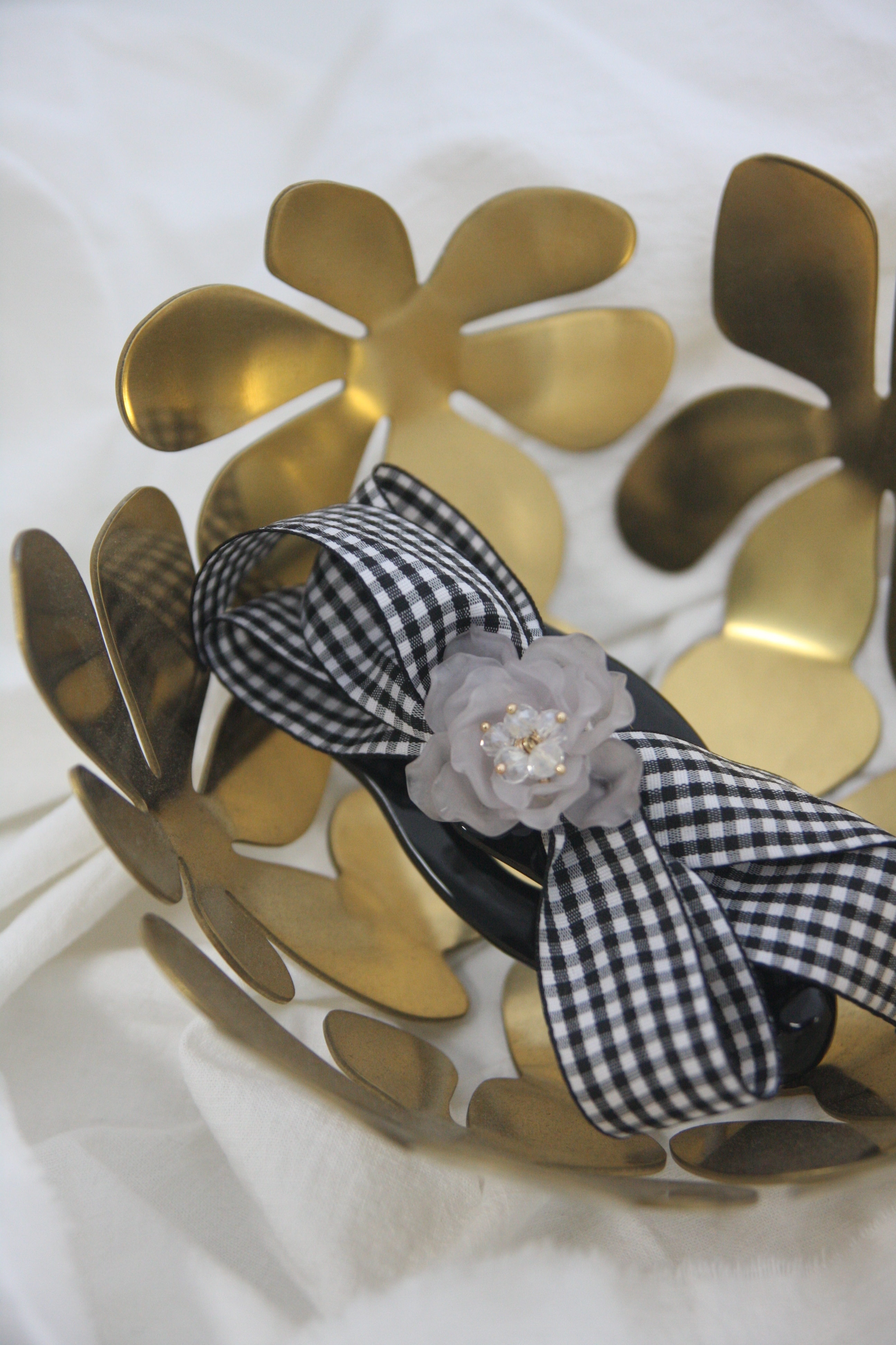 Check Wang Ribbon Head Tong Pin Hair