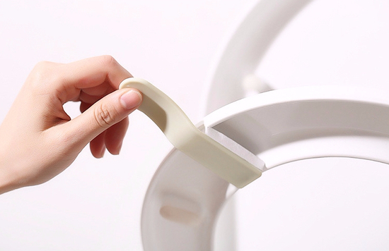 Simple toilet seat cover Easy to use, clean and cu