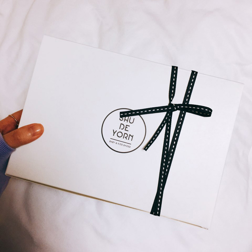 NEW KIDS SHOES Shuungan Gold Sneakers Kids sneaker