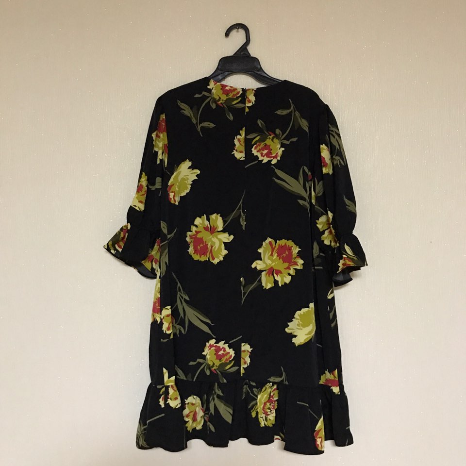 New Women's Dress Haggle Flower One Piece Frill