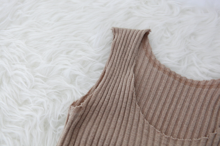 Goliath knit woman to reduce 4color Sleeveless Cro