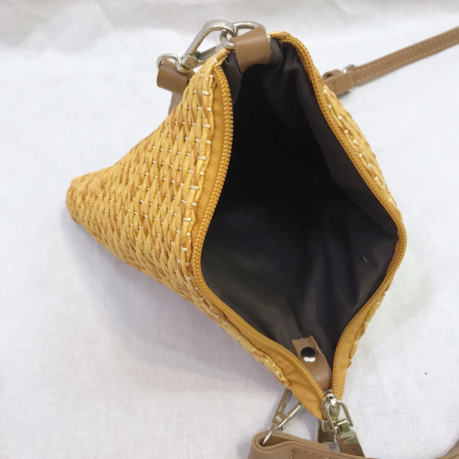 New Triangular Mini Ratan Cross Bag Utilized High 