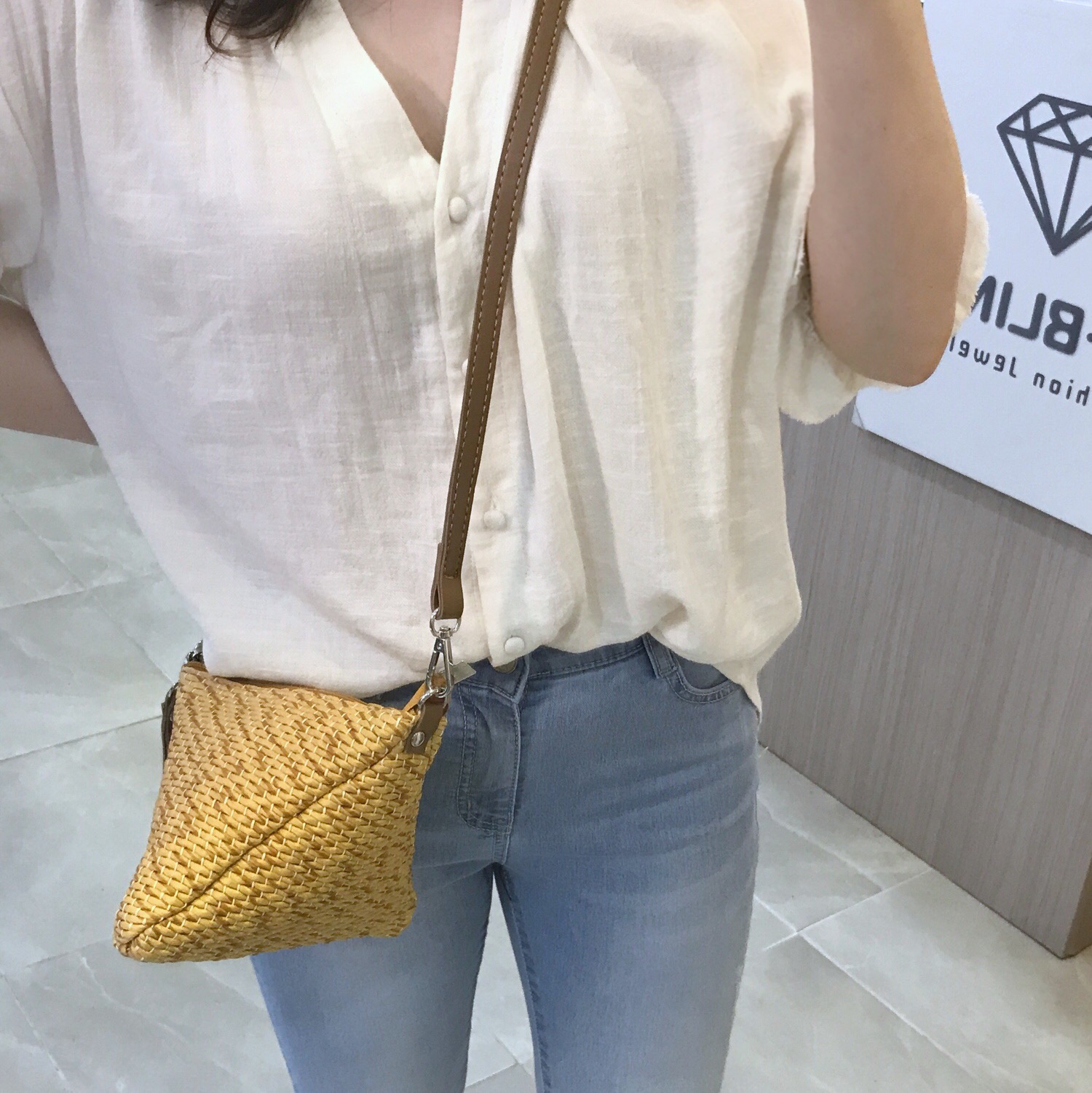 New Triangular Mini Ratan Cross Bag Utilized High 