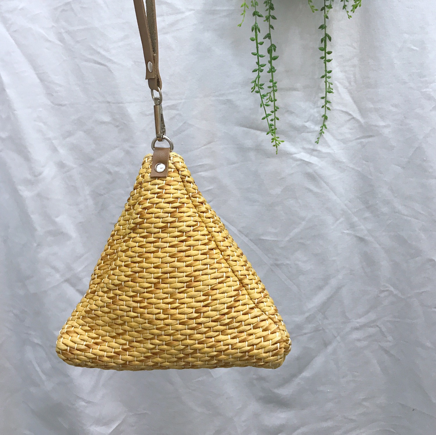 New Triangular Mini Ratan Cross Bag Utilized High 
