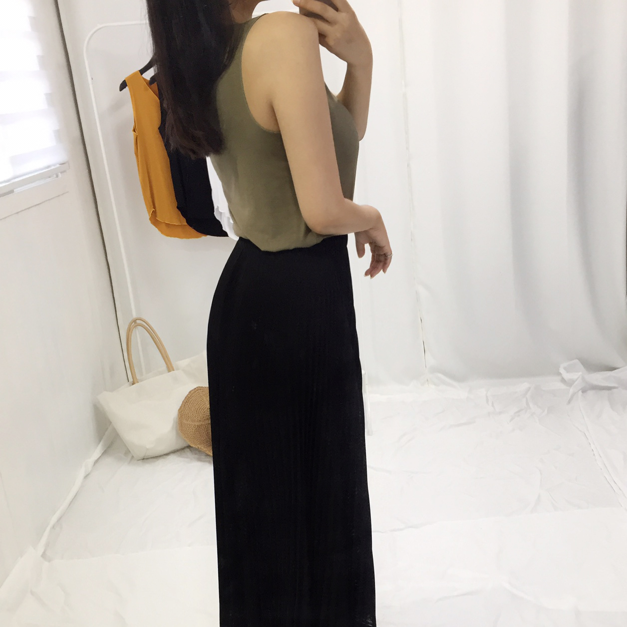 1 + 1 Flying Pussy Pretty slender nose coordinatio