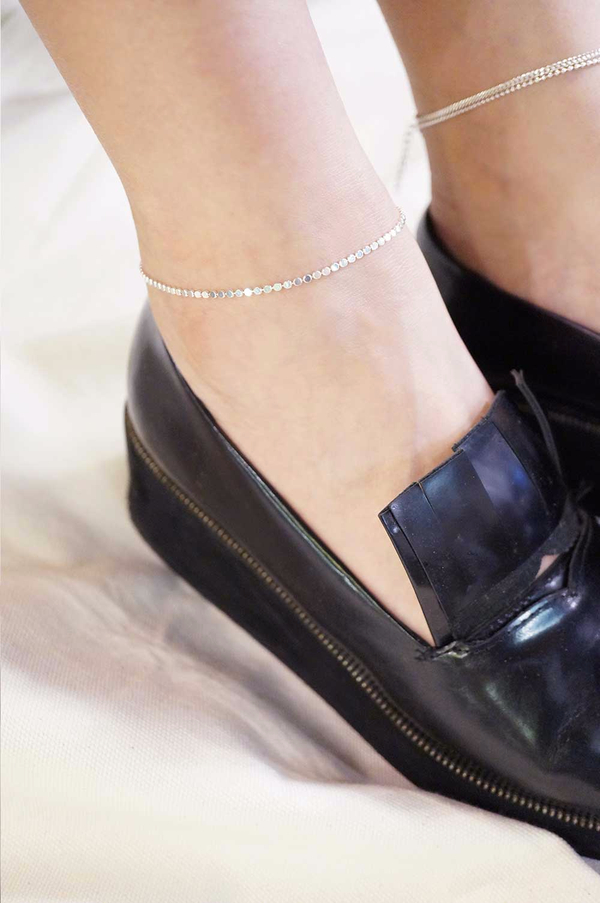 New Summer Look Silver 92.5 is a blushing innocent