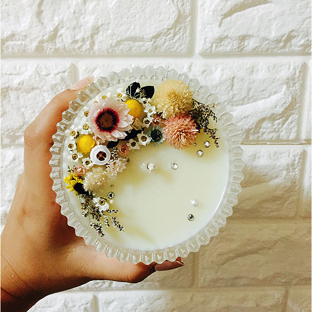 NEW CANDLE Flower Soya Candle 250ml Urban Chic Hig