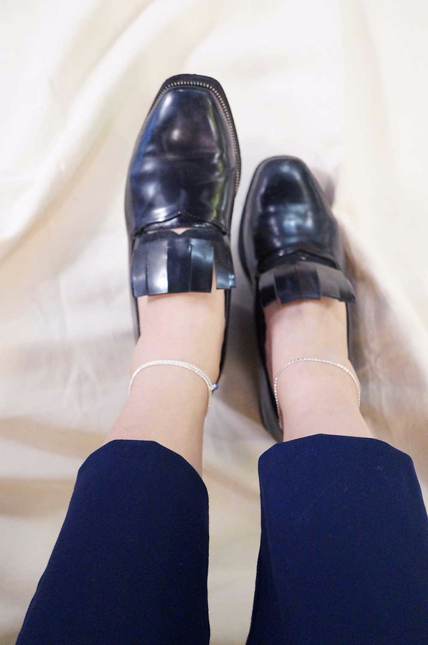 New Summer Look Silver 92.5 is a blushing innocent