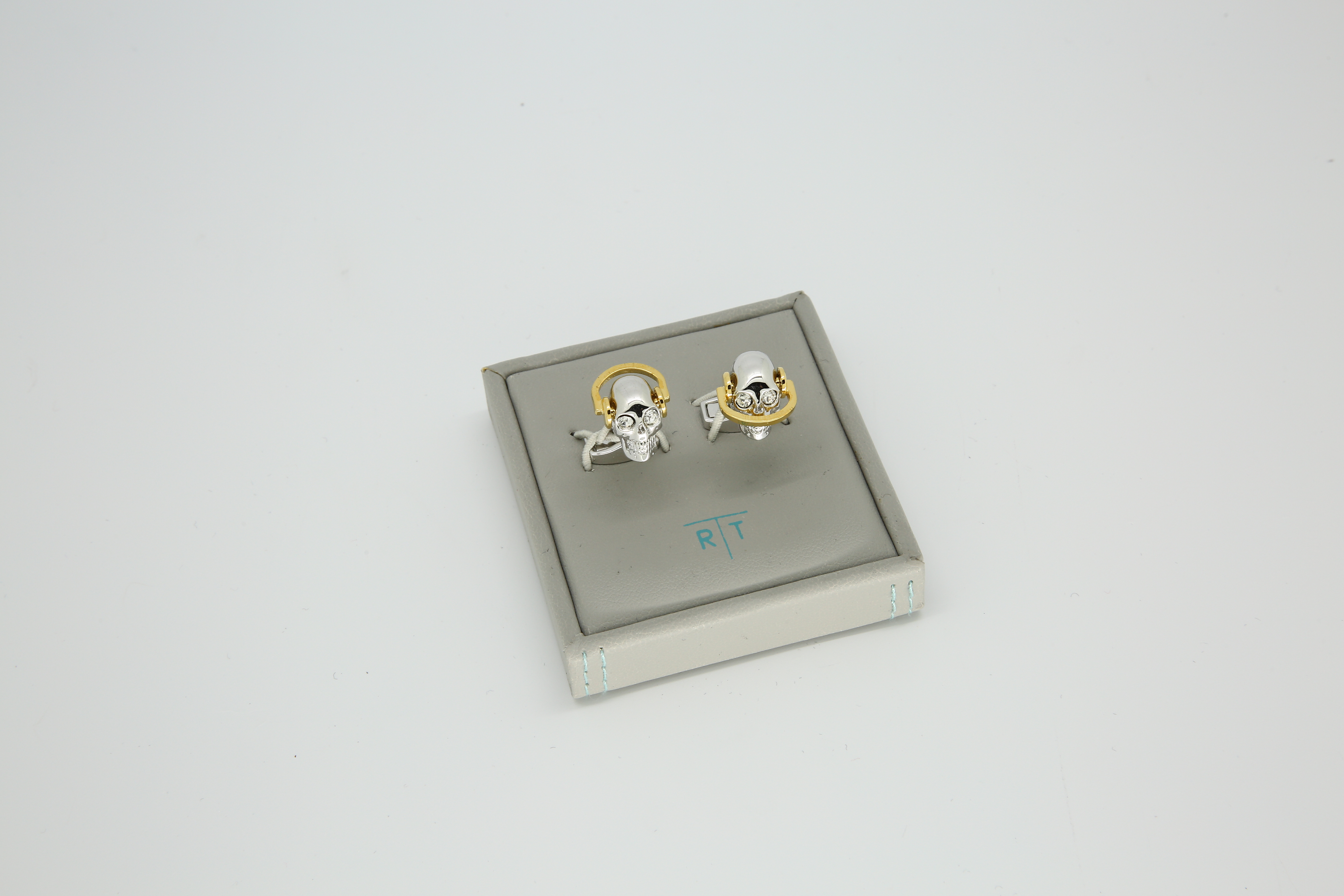 Tateossian British Tateo Xian Silver Skull Cufflin