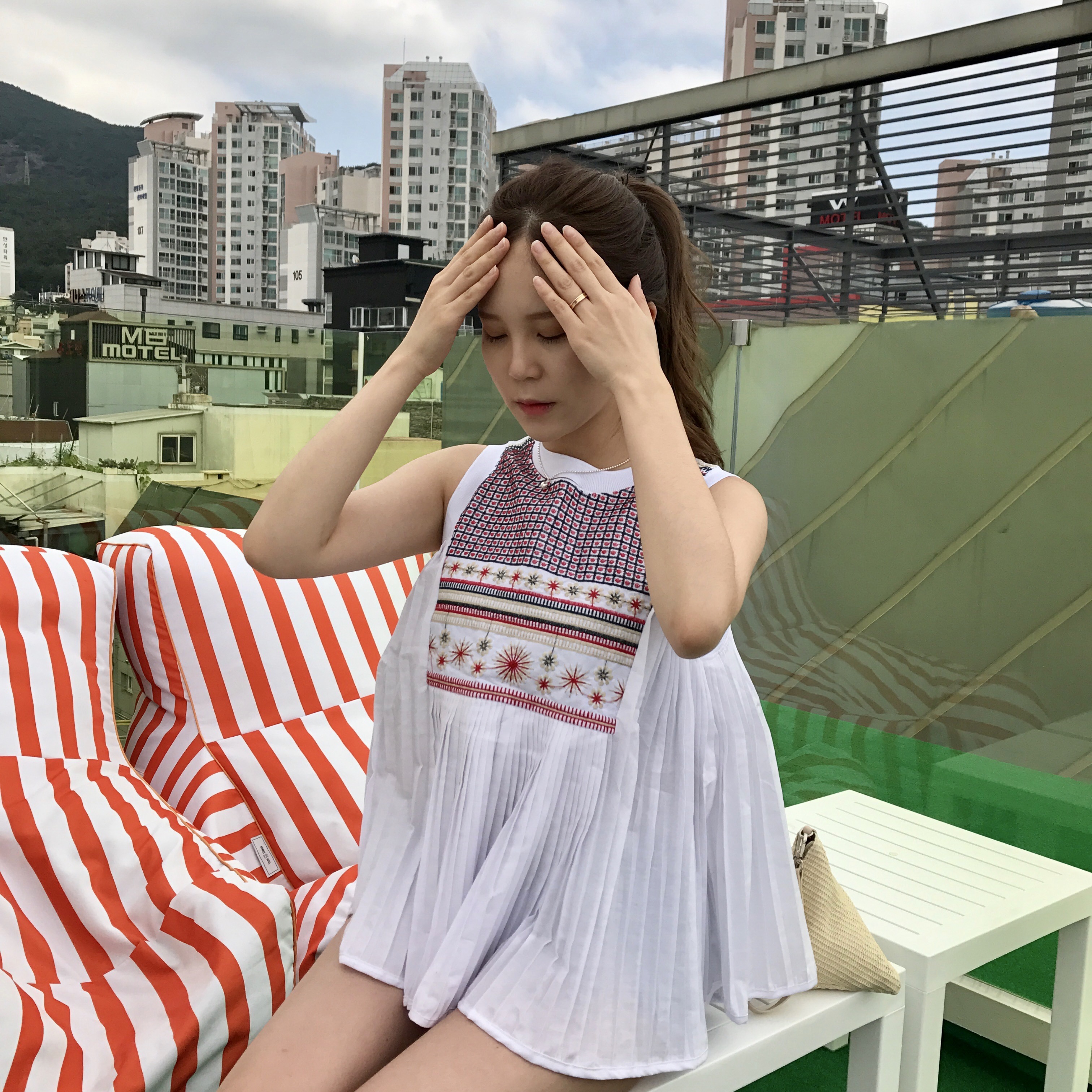 Embroidery Wrinkle Sleeveless Blouse Tee My Young