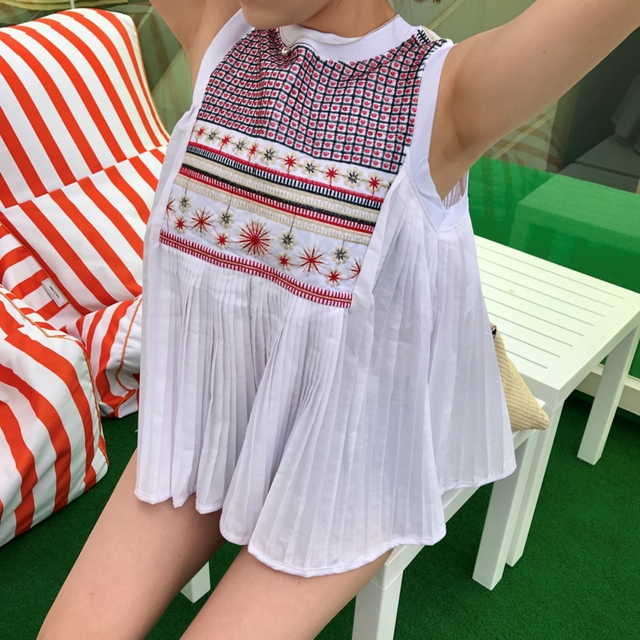 Embroidery Wrinkle Sleeveless Blouse Tee My Young