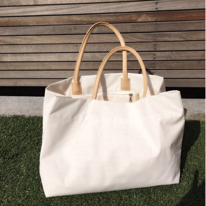Eco-friendly bags in the 20s Women's day coordi