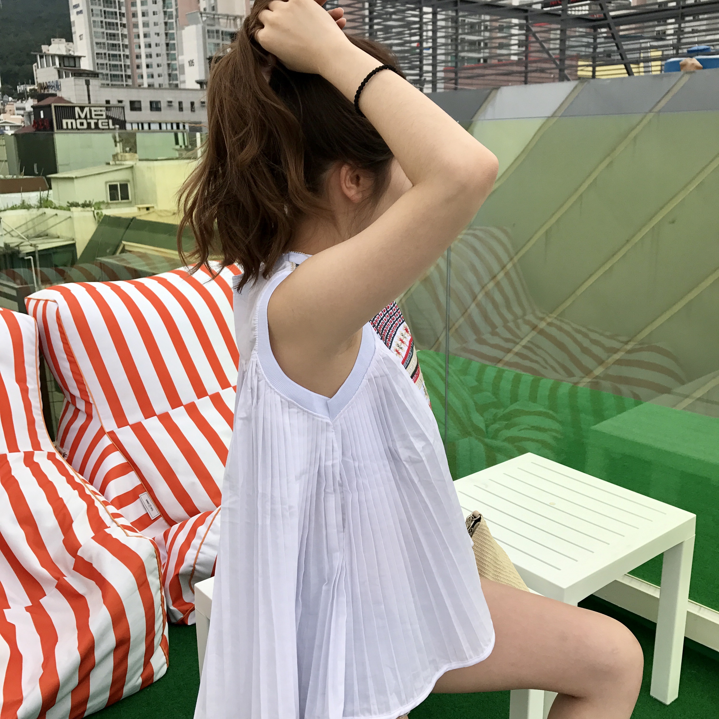 Embroidery Wrinkle Sleeveless Blouse Tee My Young