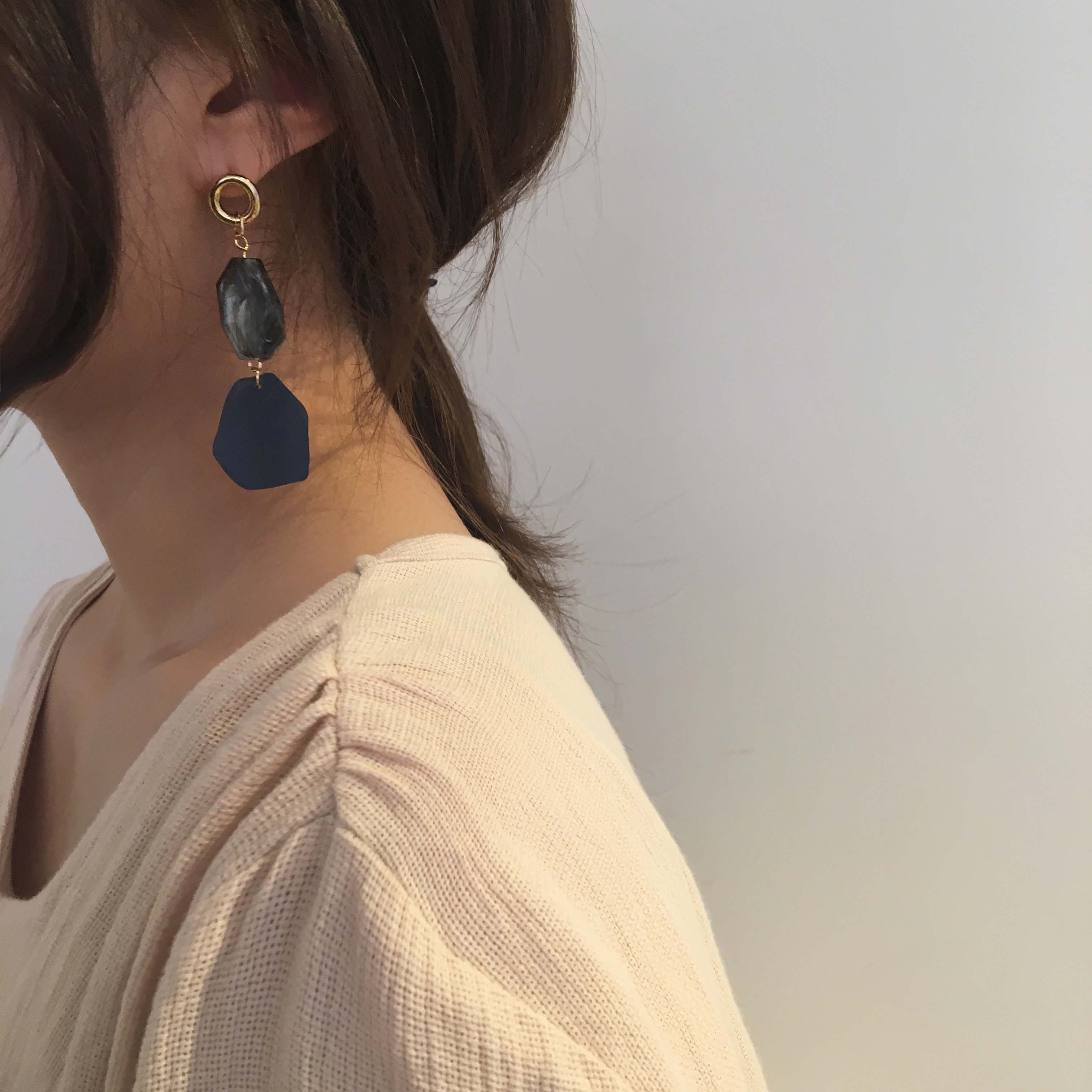 Modern acrylic earrings Didi Unique summer point s