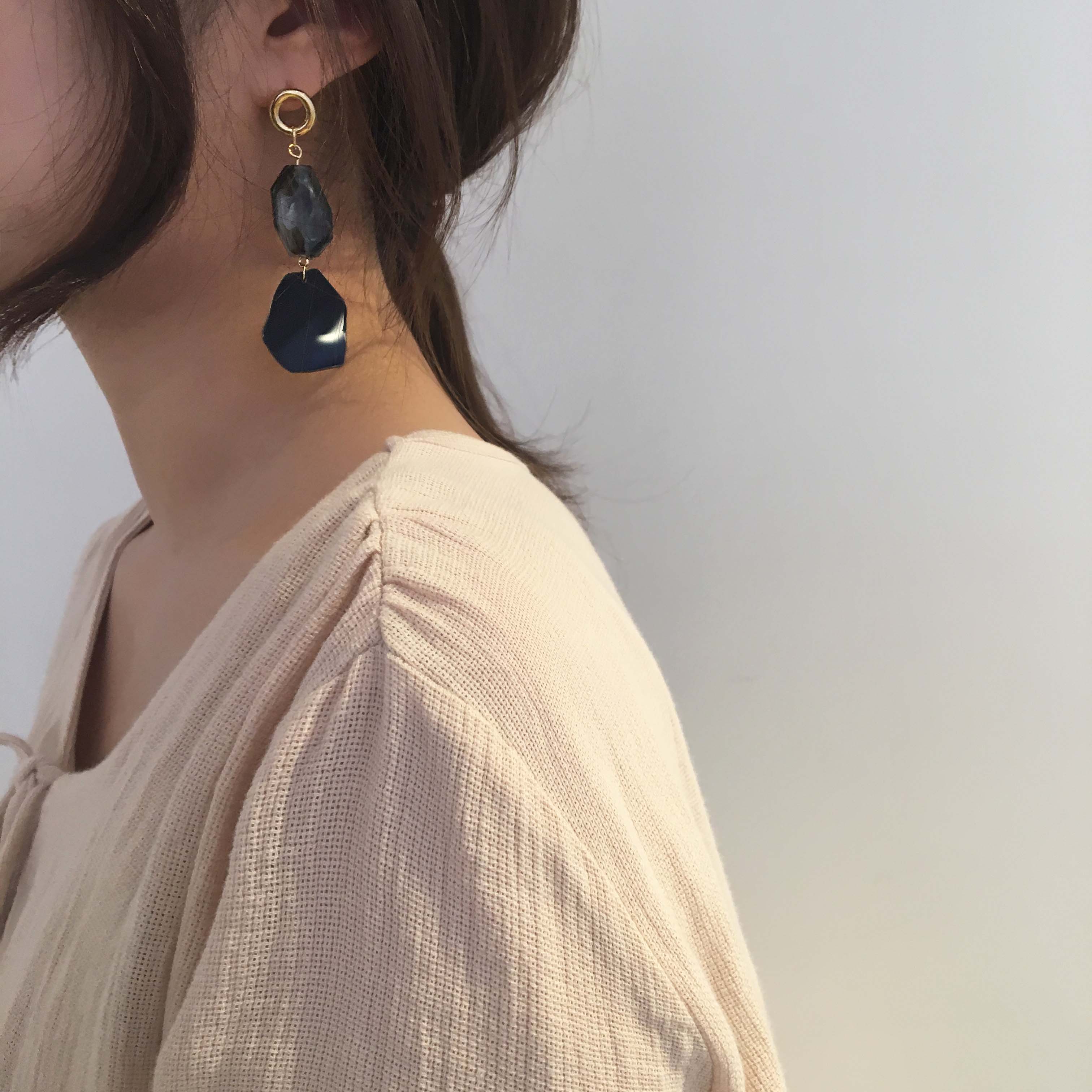 Modern acrylic earrings Didi Unique summer point s