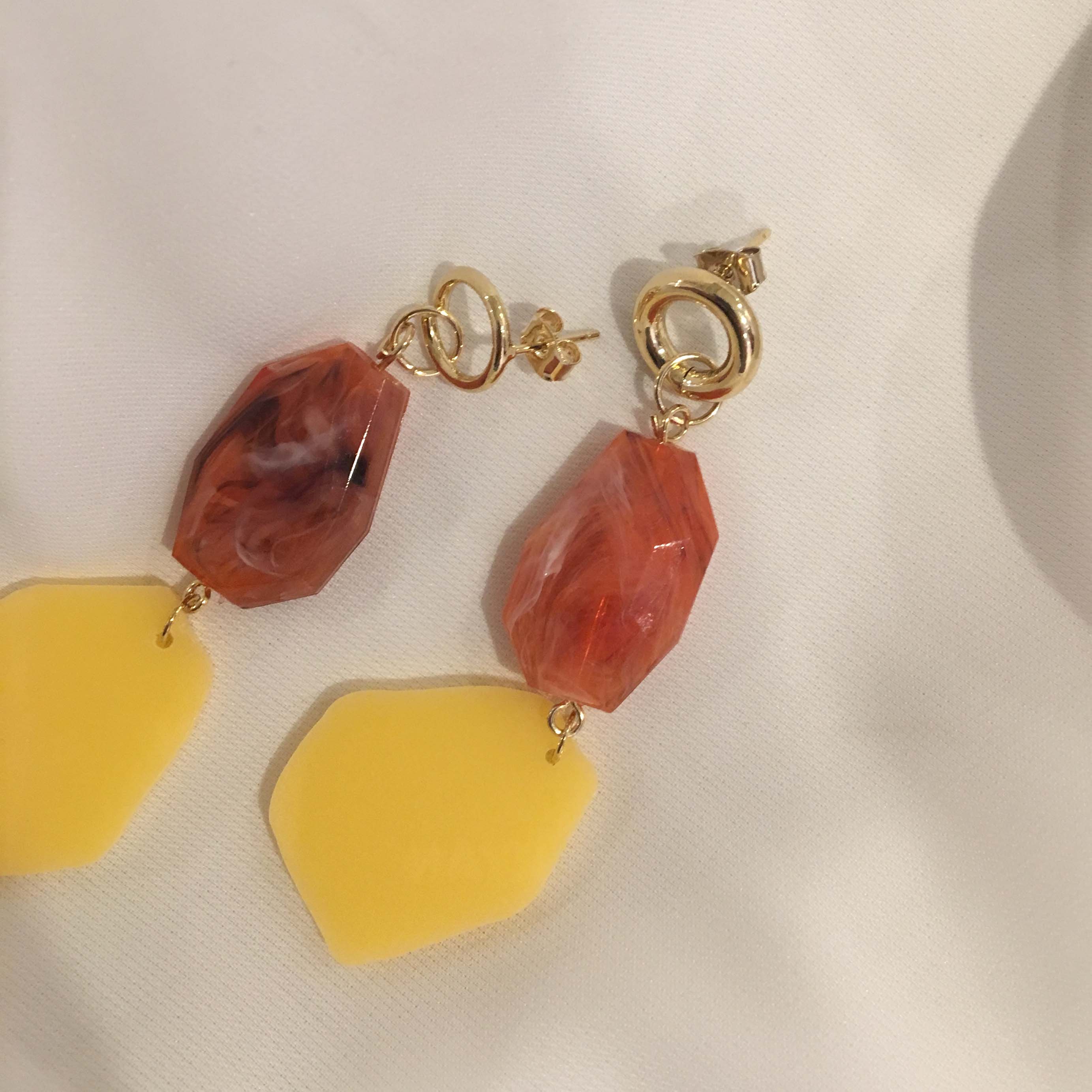 Modern acrylic earrings Didi Unique summer point s