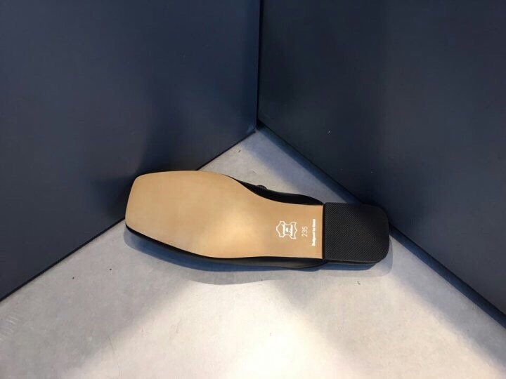 New Trump Blur By YENNY Luxury Style Sandals Uniqu