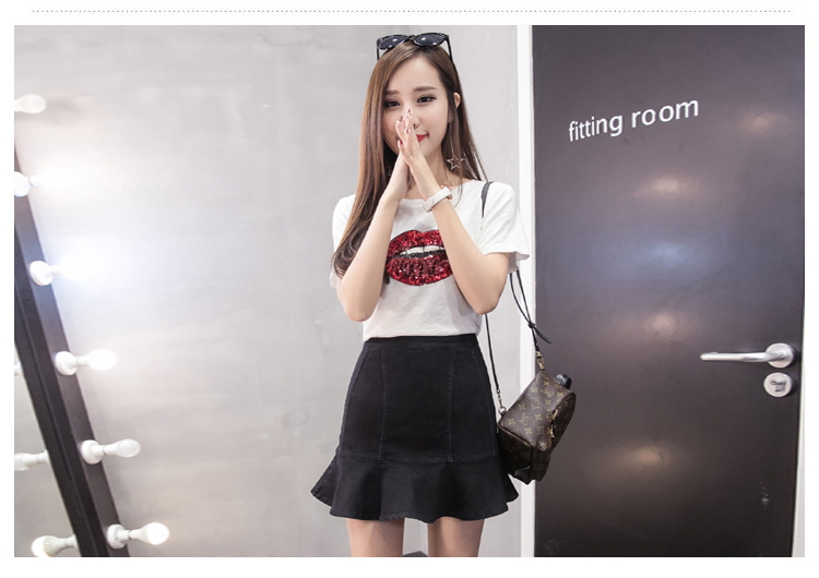 Denim Skirt Frilly high-waisted vintage denim jean