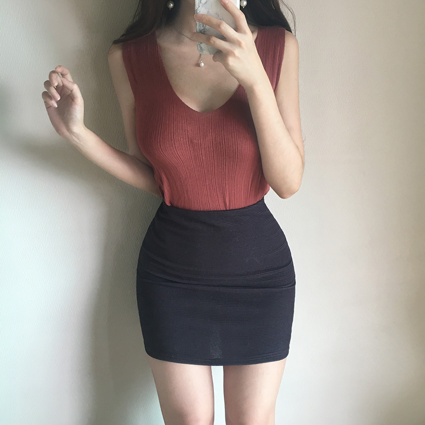 Ultra Light Soft V Neck Sleeveless Nashti Tencel T