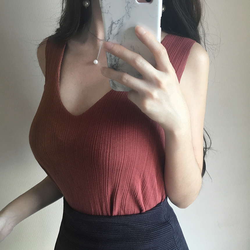 Ultra Light Soft V Neck Sleeveless Nashti Tencel T