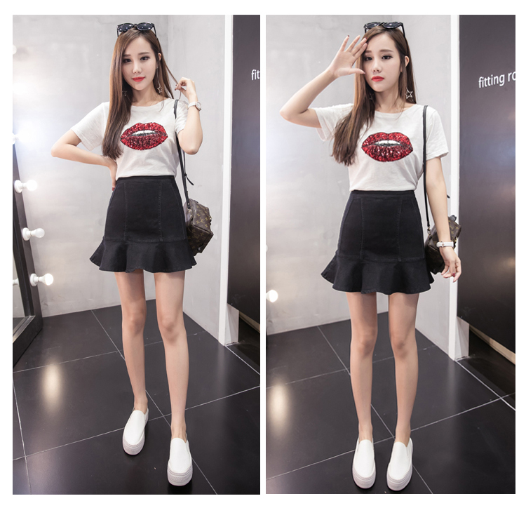 Denim Skirt Frilly high-waisted vintage denim jean