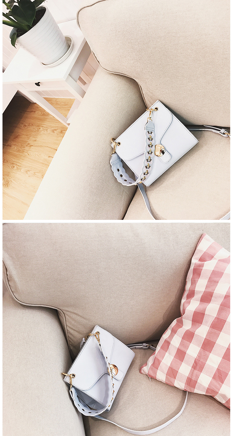 New Mini embroidered square bag Beautiful bag Cros