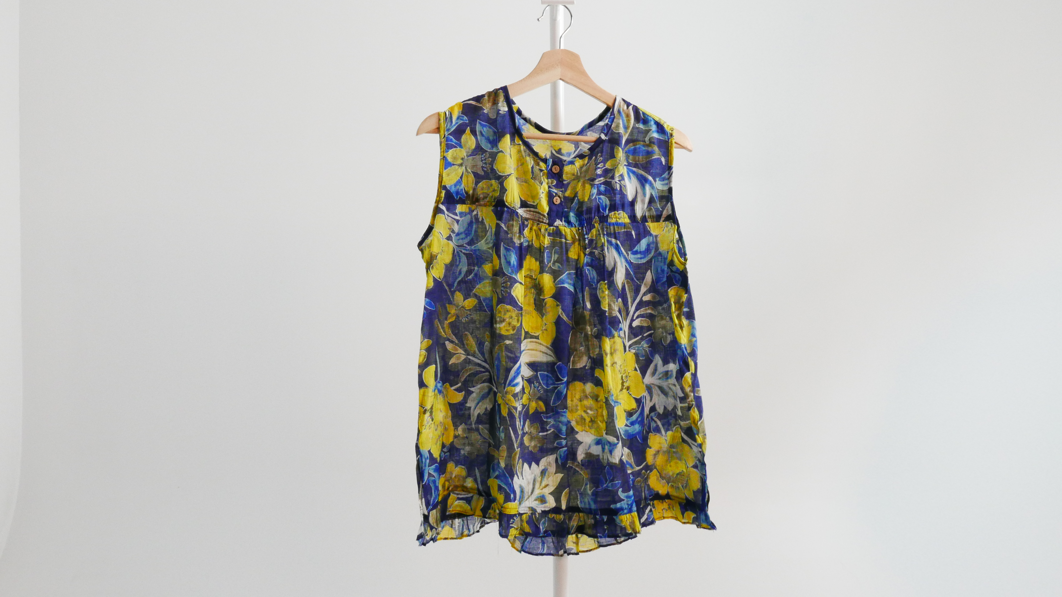 NEW FASHION LADY GIRL Blouse Flower Sleeveless Blo