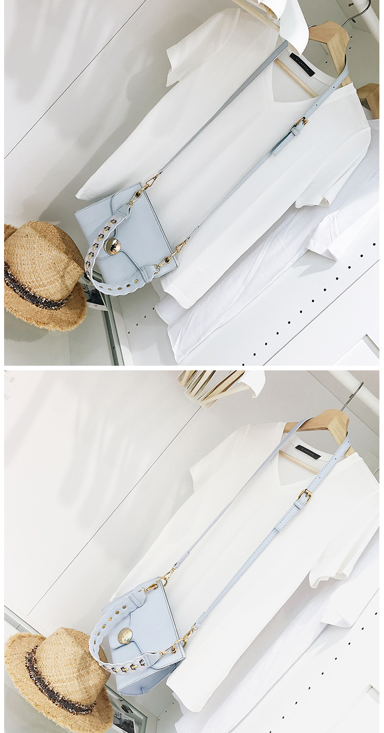 New Mini embroidered square bag Beautiful bag Cros