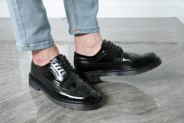 New Men's Dress Shoes Men's Heel Wing Tip Sh