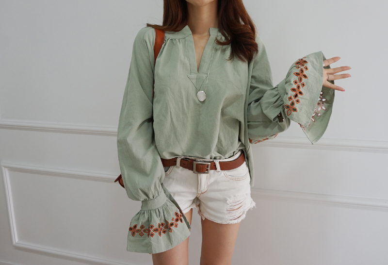 NEW FASHION LADY GIRL Blouse Embroidered Ethnic Pu