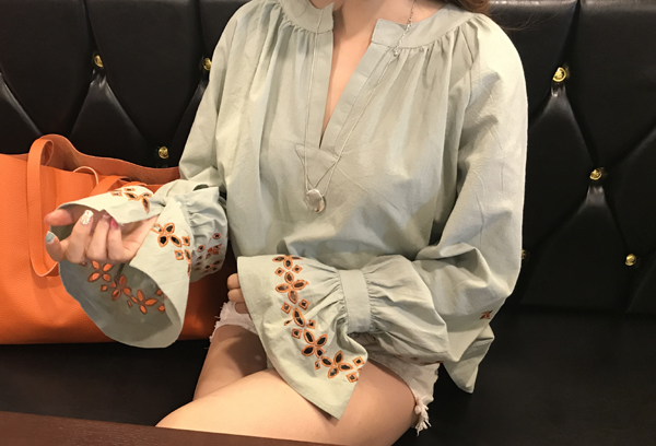 NEW FASHION LADY GIRL Blouse Embroidered Ethnic Pu