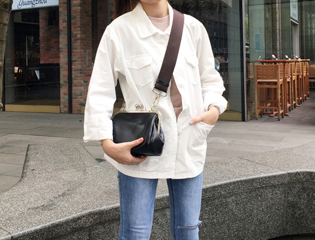 New In-house production - Specials clip Mini back 