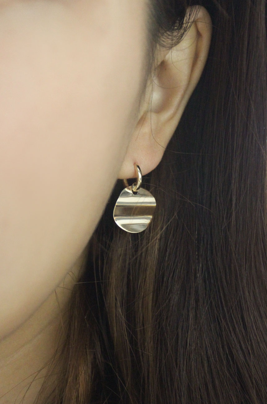 Coin Wave One-Touch Earrings 14k Wave 14k Girl 14k