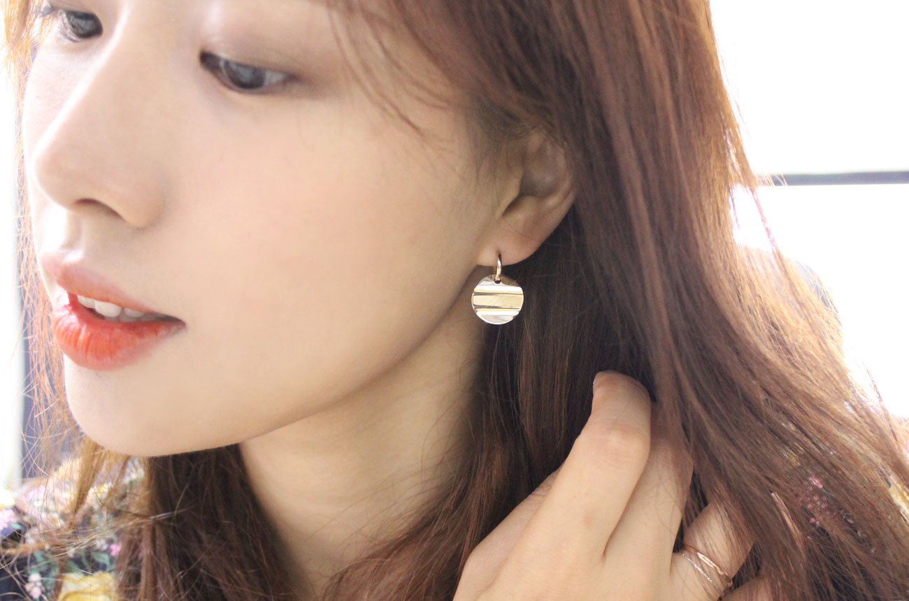 Coin Wave One-Touch Earrings 14k Wave 14k Girl 14k