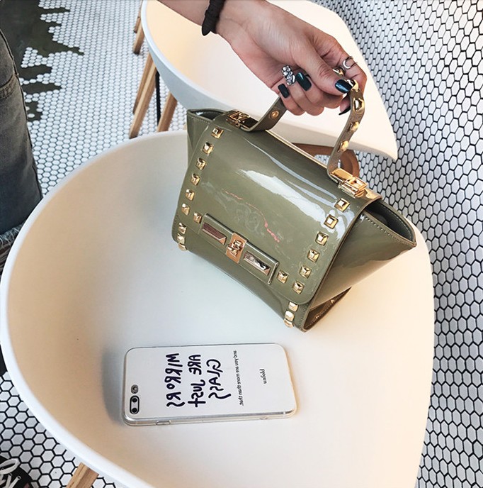 New Stud Mini-Cross Back Women's 20s Casual Bag