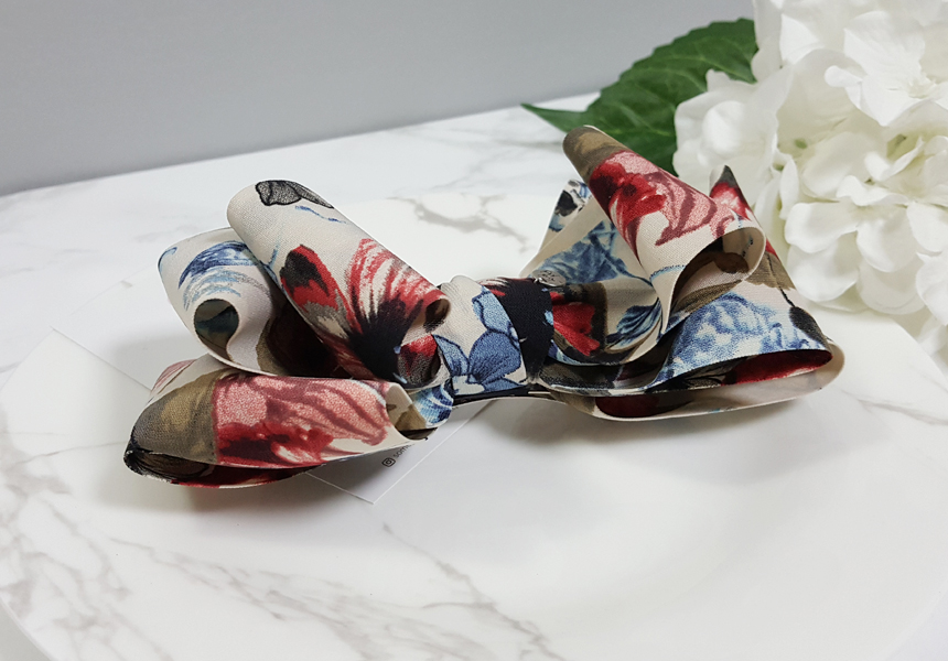 Big Volume Ribbon Pin 2color Romantic style Point 