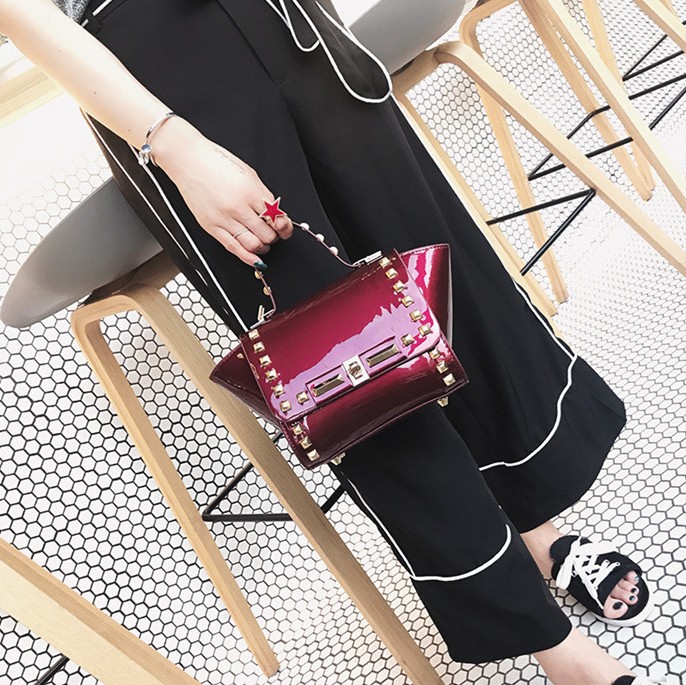 New Stud Mini-Cross Back Women's 20s Casual Bag