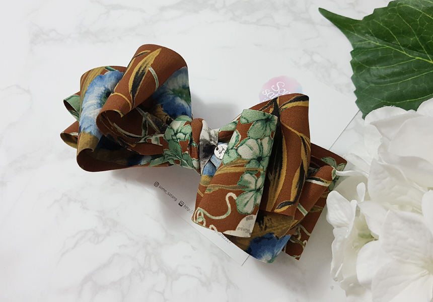 Big Volume Ribbon Pin 2color Romantic style Point 