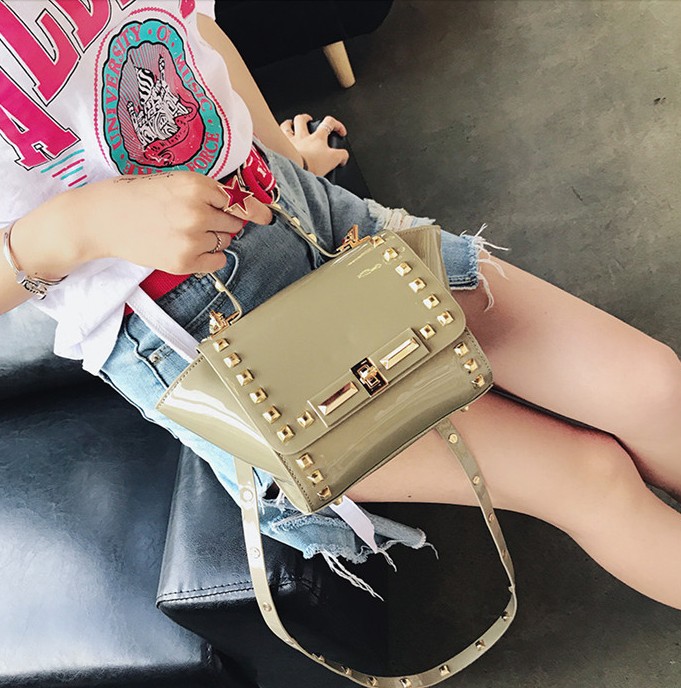 New Stud Mini-Cross Back Women's 20s Casual Bag