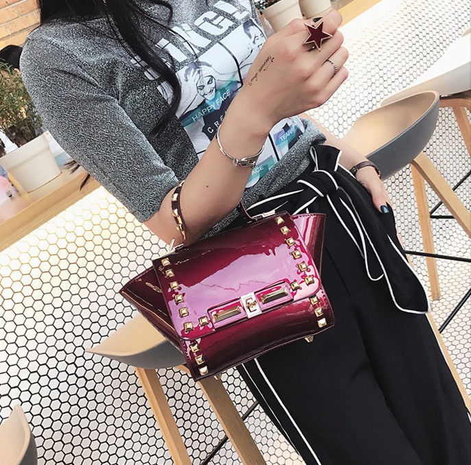 New Stud Mini-Cross Back Women's 20s Casual Bag