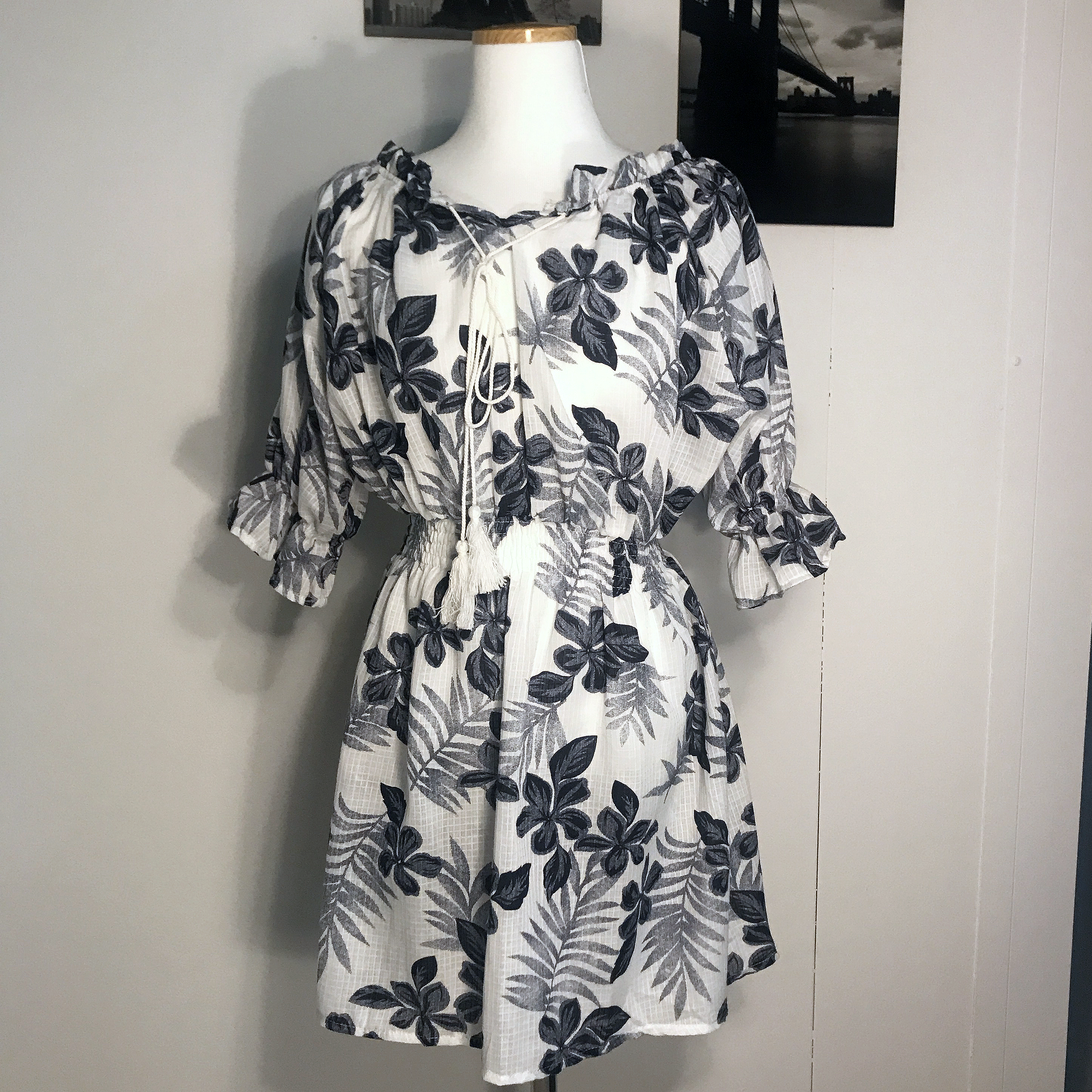 Autumn barbie chilly fashion female foliage glamor